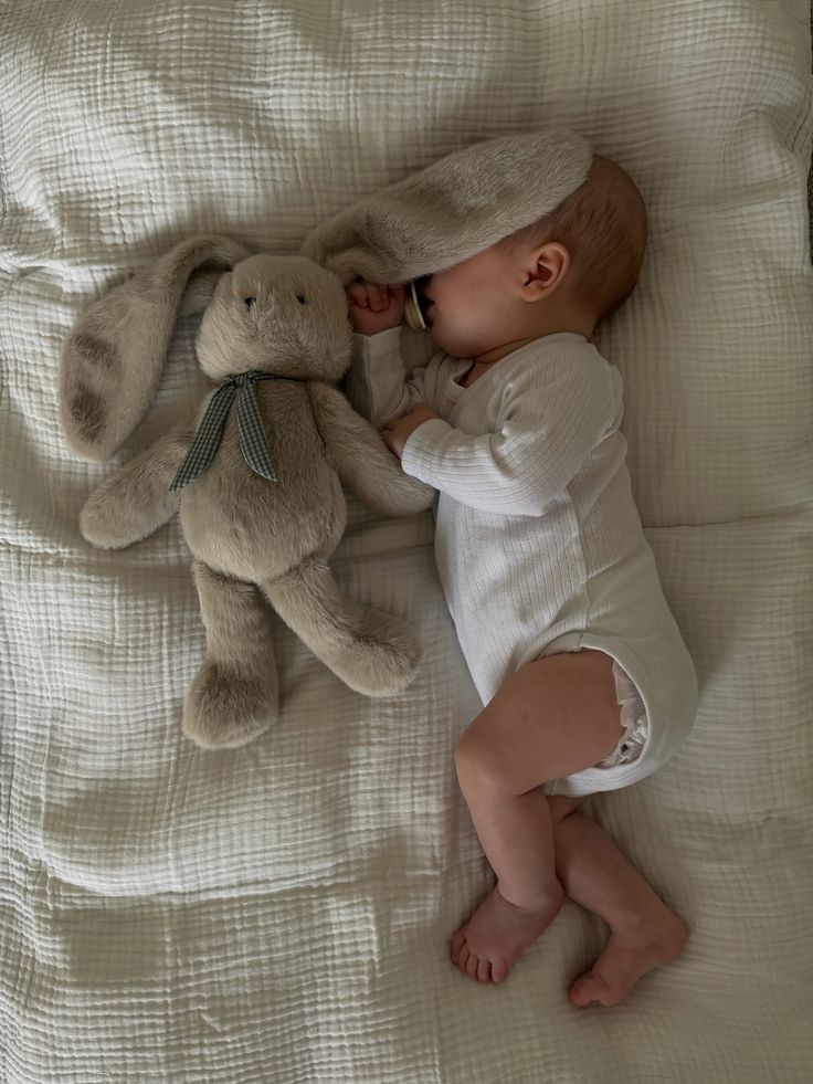 Pourquoi bébé transpire dans sa gigoteuse ?