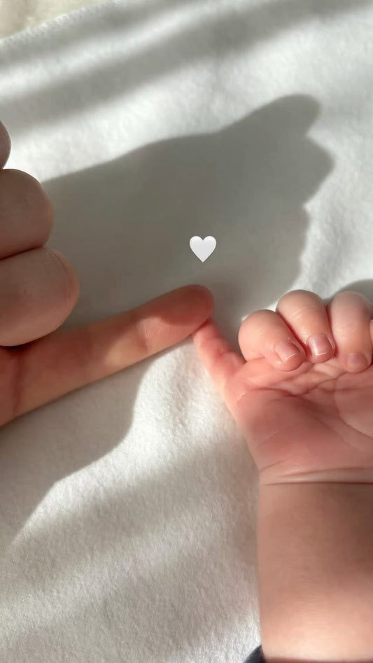 Pourquoi bébé ne dort pas la nuit ? Les vraies raisons (et comment y remédier)